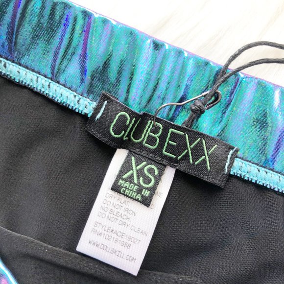 Euphoric Element Metallic Shorts - Picture 3 of 10